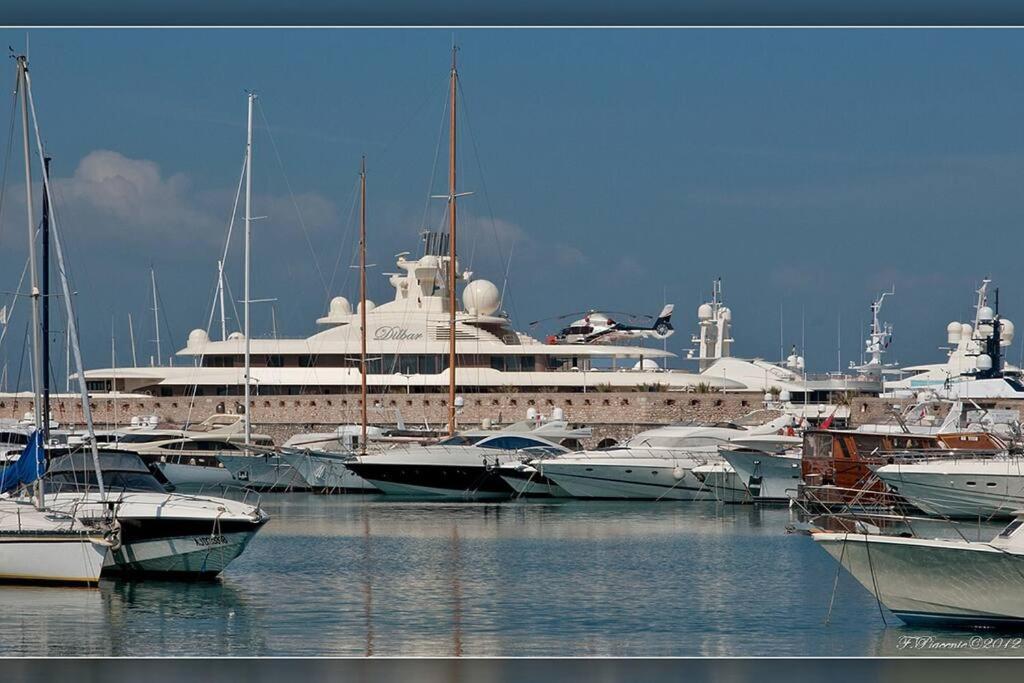 Tiloft Antibes Exterior foto
